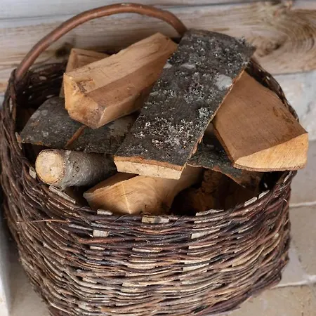 1400 Tara 아파트 *