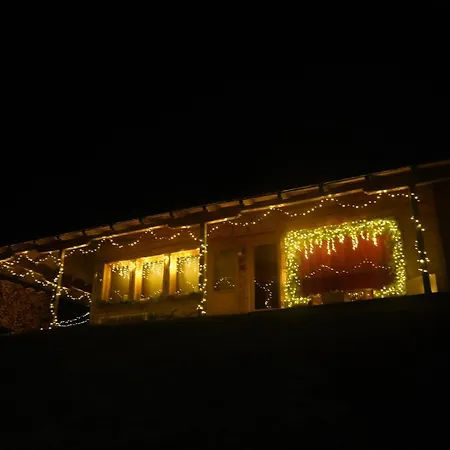 1400 Tara 모크라 고라